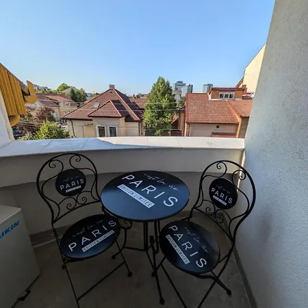 Apartment Dennis